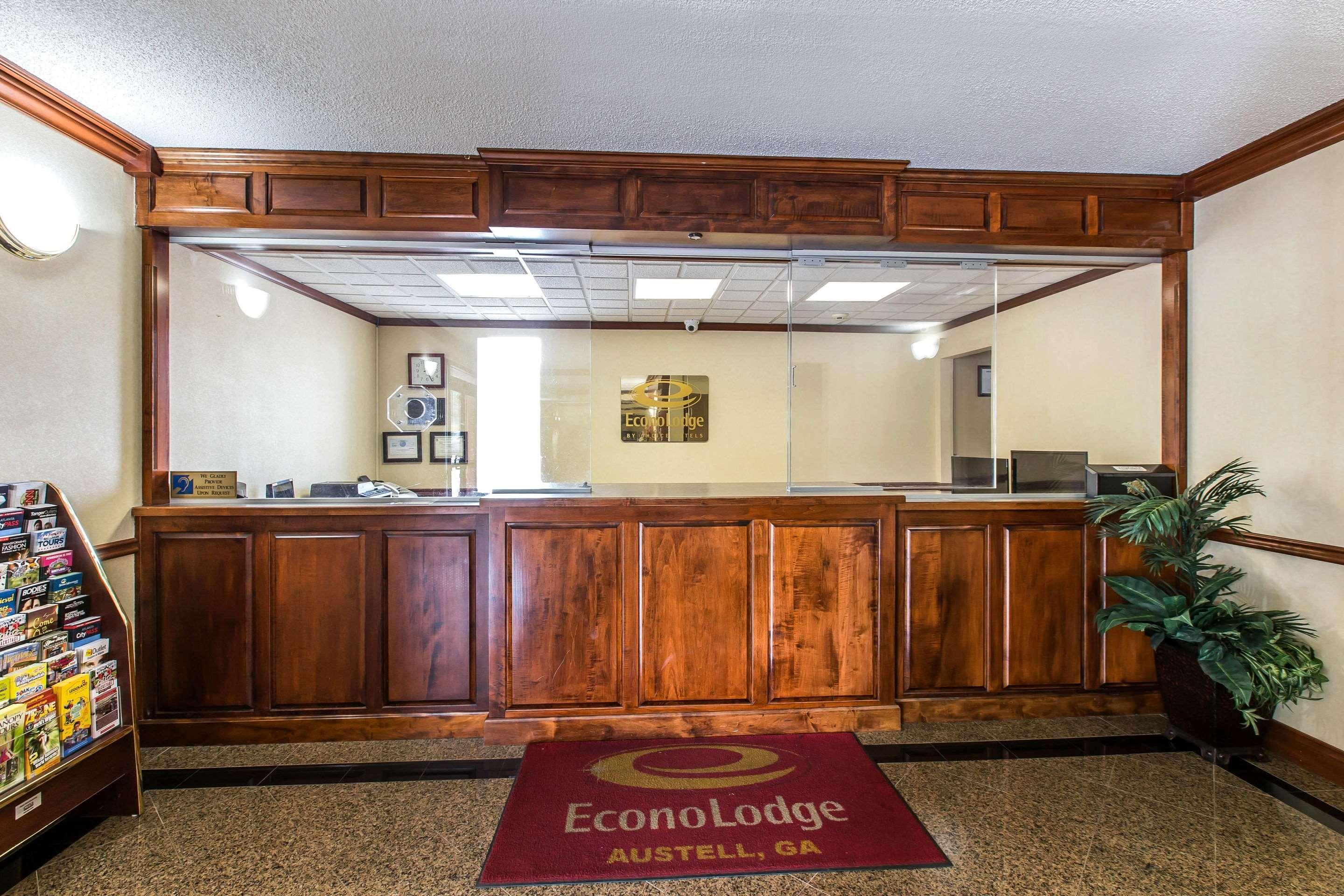 Econo Lodge At Six Flags Остелл Экстерьер фото